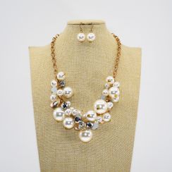 Large Round Pearls and Crystal with Metal Chain Statement necklace and Earrings Set