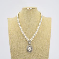 Pearl and Rhinestone Pendant with Pearls Necklace and Earrings Set