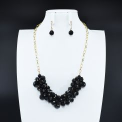 Fashion Jewelry Gold Chain Black Beads Necklace and Earirngs Set